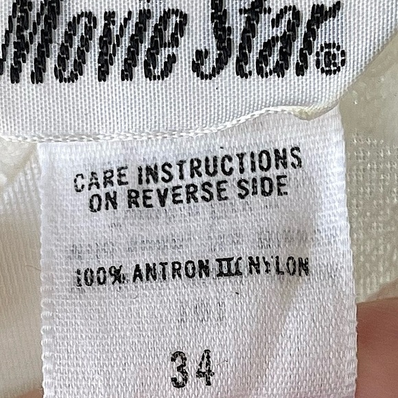 MOVIE Star Vintage Delicate Lace Trim Full Slip Chemise Dress Size 34 - Picture 4 of 8